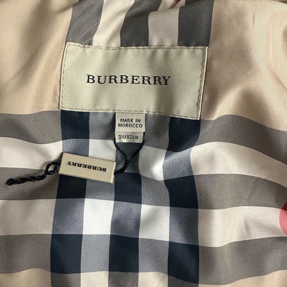 Toddler Burberry Coat - Picture 4 of 11